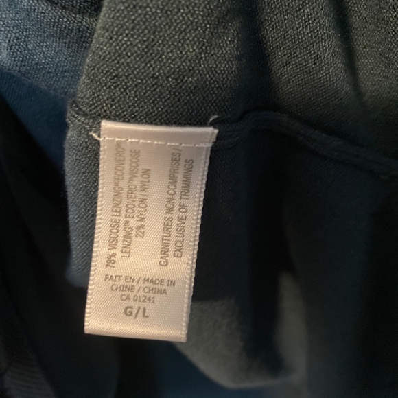 - Green turtleneck long sweater size L ( oversized) - Picture 3 of 5